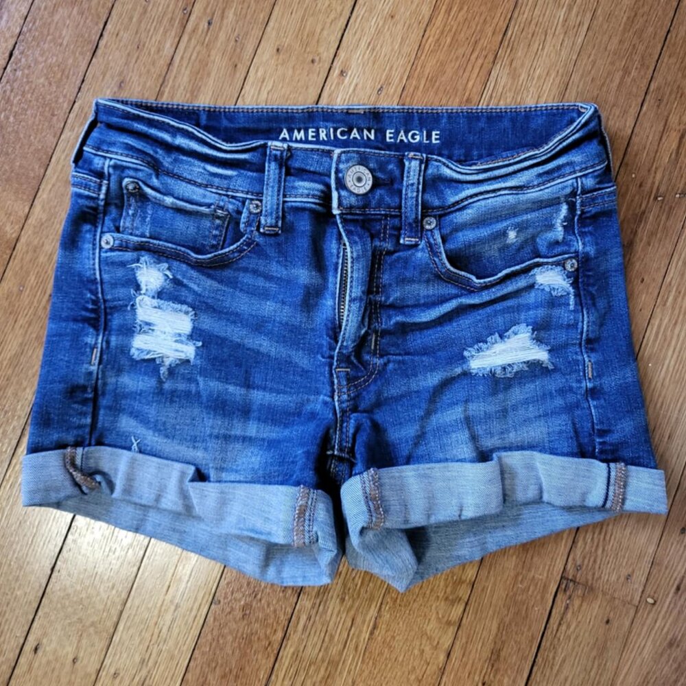 American Eagle Midi Shorts Size 2